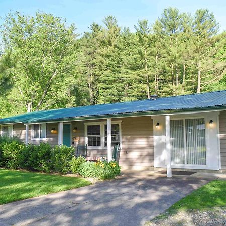 Cottage With Yard And Grill About 21 Mi To Hocking Hills! Nelsonville Exterior foto